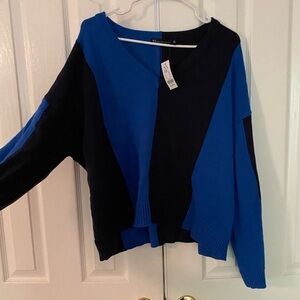 NWT NY&C Blue Colorblock Crewneck Sweater in XL